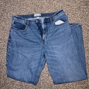 Abercrombie jeans